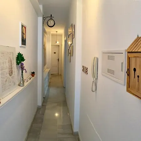 Apartamento ático Con Terraza Segunda Línea De Playa *