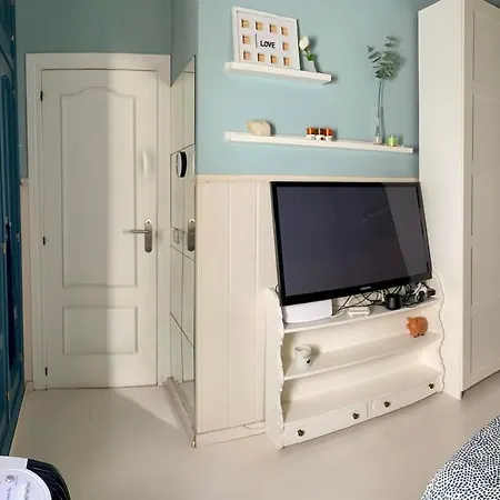 Apartamento ático Con Terraza Segunda Línea De Playa *